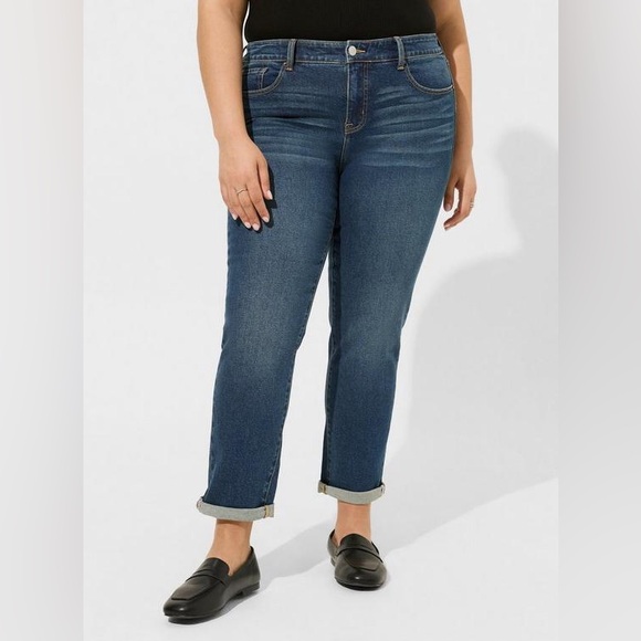 torrid Denim - NWT Torrid Perfect Boyfriend Ankle Classic Denim Mid-Rise Jeans, Size 26XS